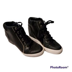 ALDO Women-s Black Ailanna Sneaker